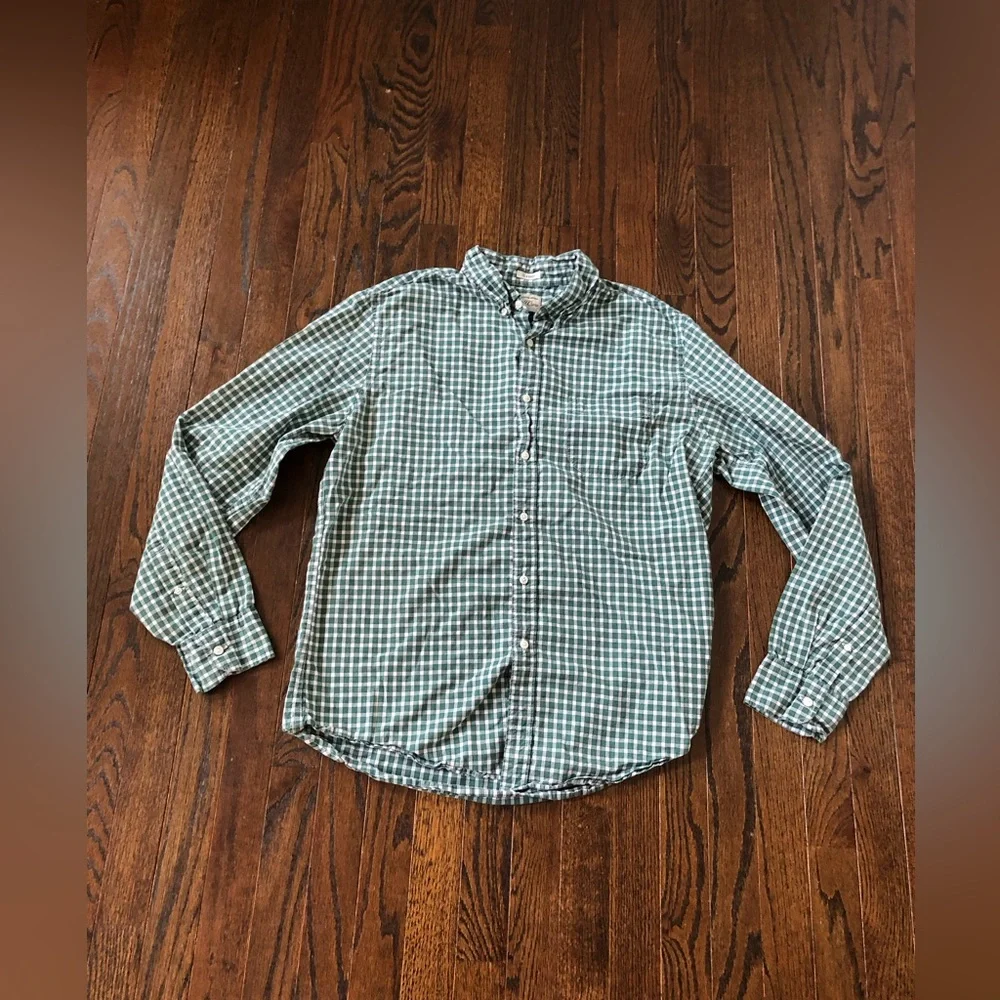 J. Crew Men’s L Classic Fit Green/White Plaid Button-Down Long-Sleeved Shirt